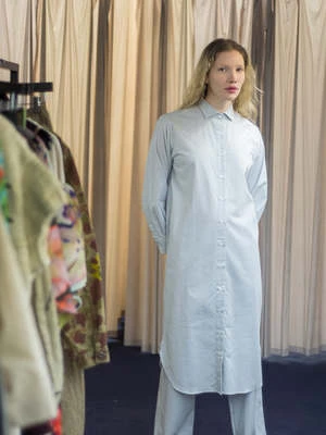 BaserangeOle Shirt Dress - Textured Blue Stripe