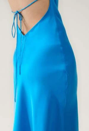 Silk LaundryHalter Dress - Coast Blue - Image 3