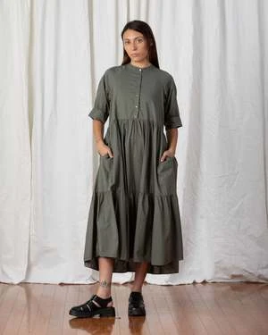 Ali GoldenRAGLAN TIERED DRESS - FADED OLIVE - Image 3