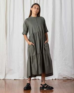 Ali GoldenRAGLAN TIERED DRESS - FADED OLIVE - Image 4